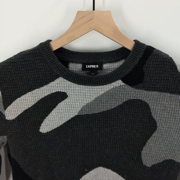 Express Small Grey Camo Waffle Pullover Sweater - Picture 2 of 6